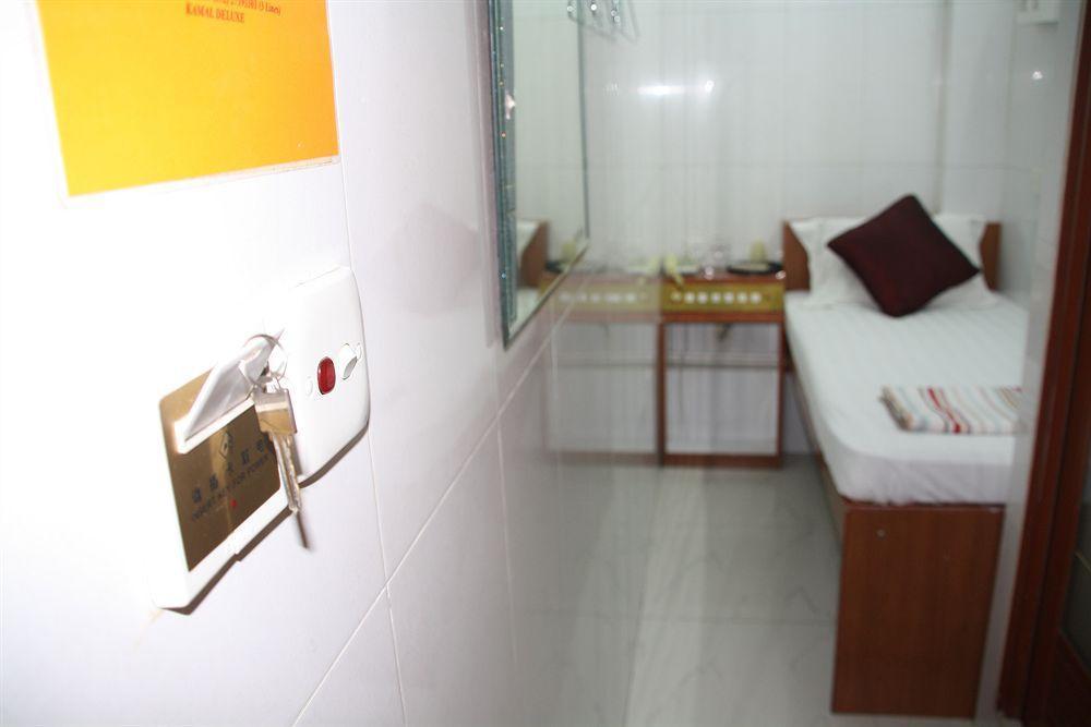 Kamal Traveller Hostel Hong Kong Exterior photo