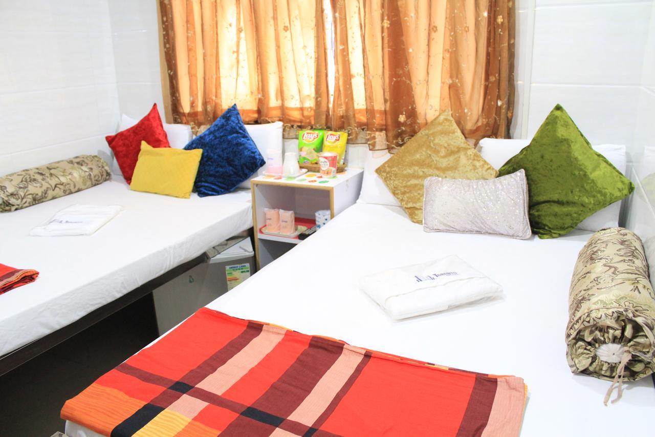 Kamal Traveller Hostel Hong Kong Exterior photo
