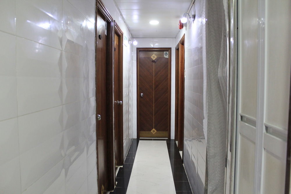 Kamal Traveller Hostel Hong Kong Exterior photo