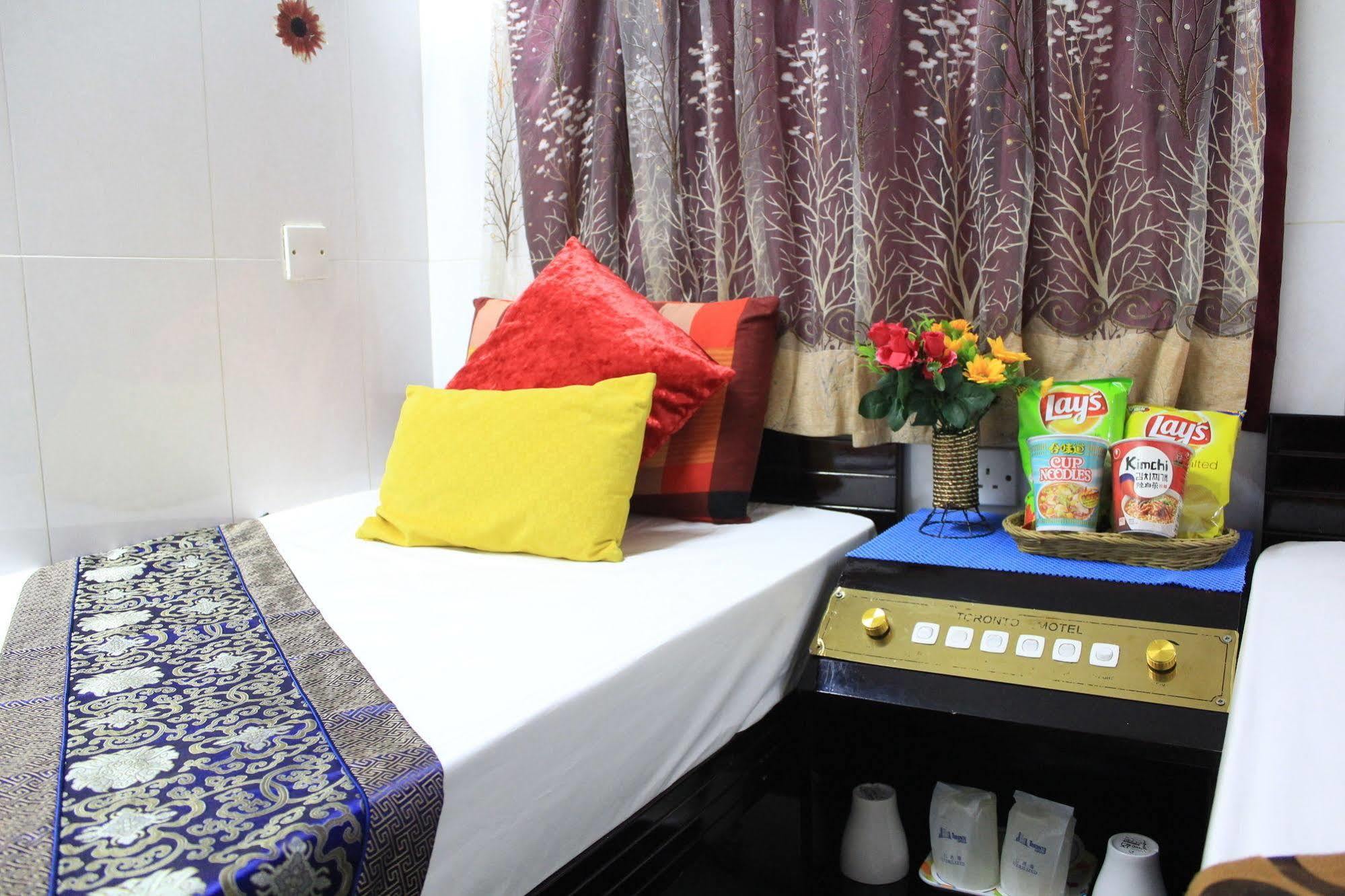 Kamal Traveller Hostel Hong Kong Exterior photo