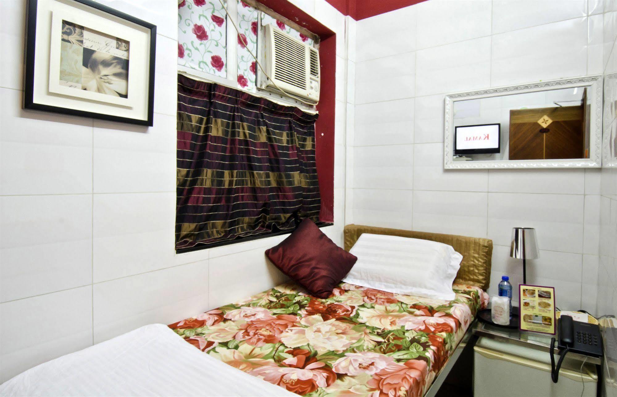 Kamal Traveller Hostel Hong Kong Exterior photo